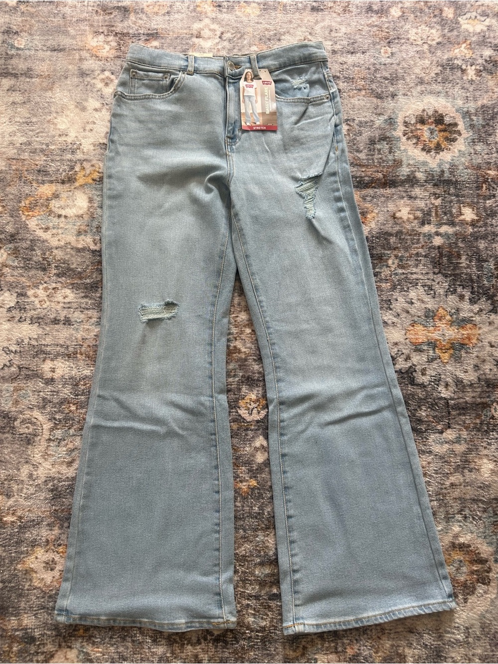 NWT Levi’s Baggy Flare Light Wash Jeans - Size 14